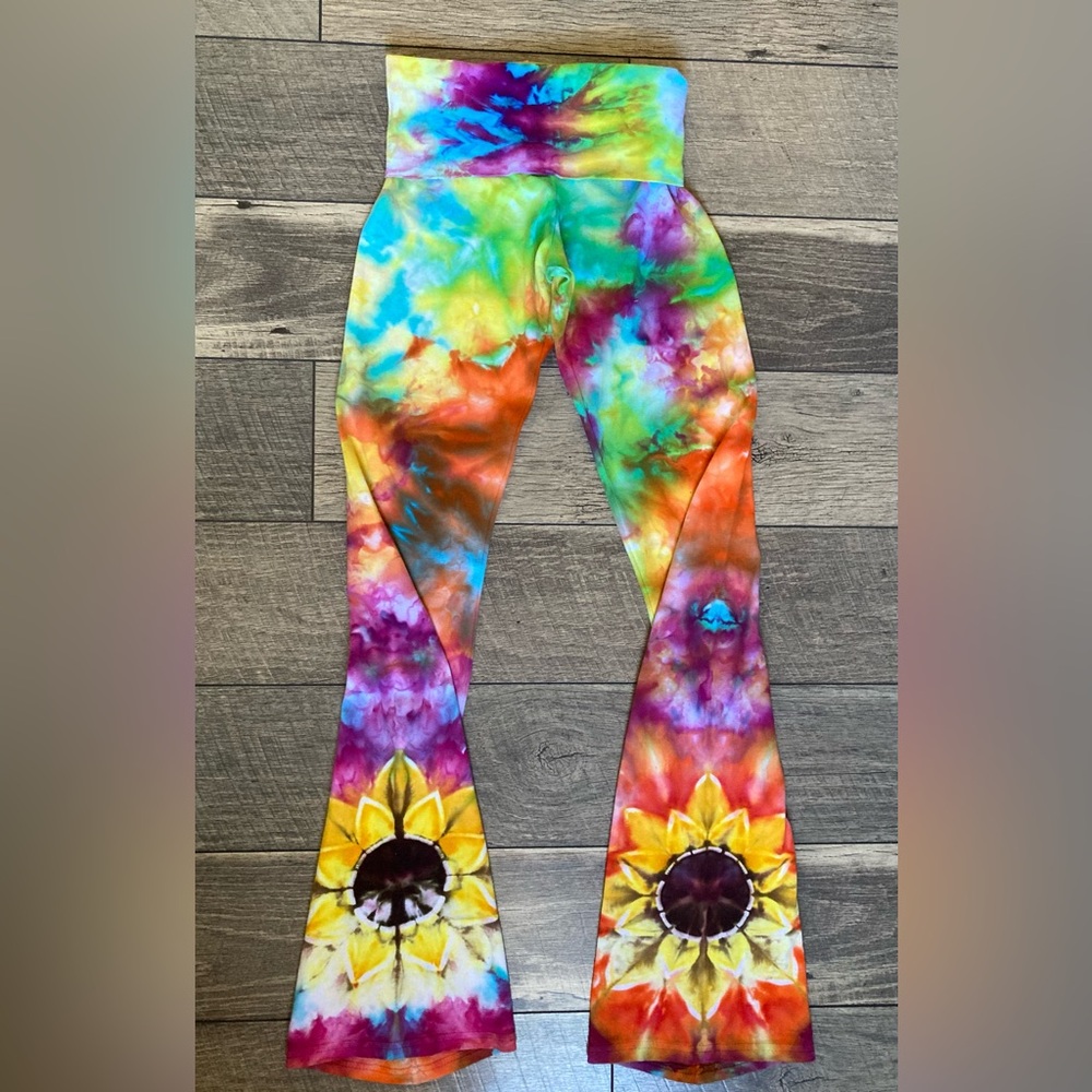 Sunflower Dharma Trading Yoga Pants